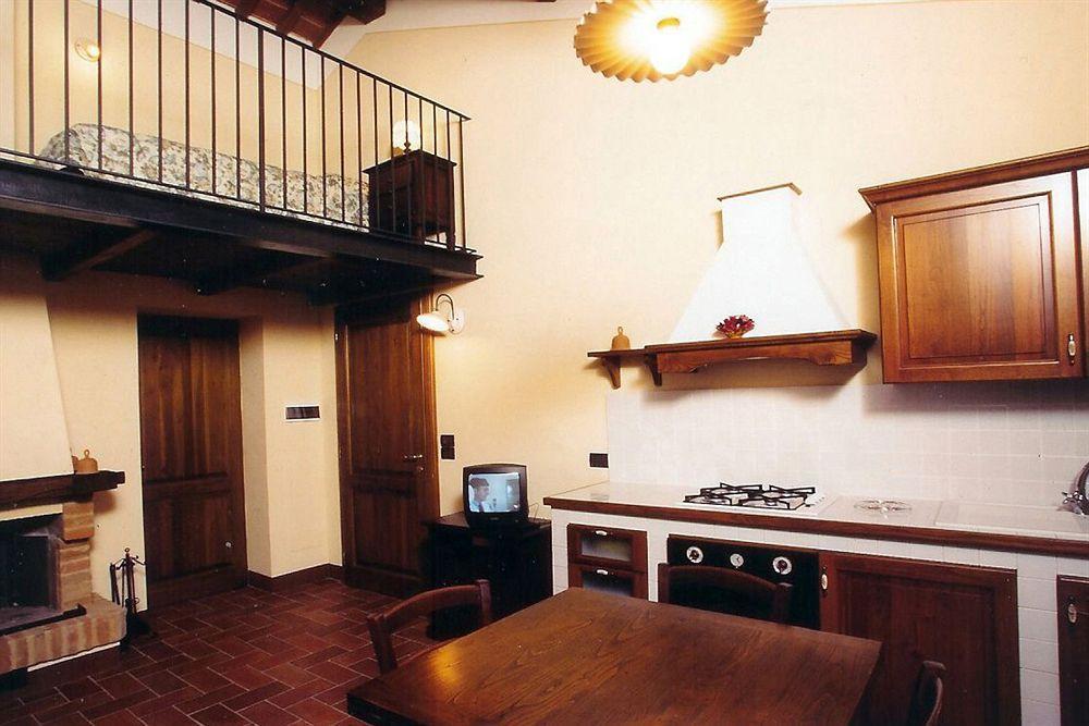 Valiano Agriturismo Terra Rossa מראה חיצוני תמונה