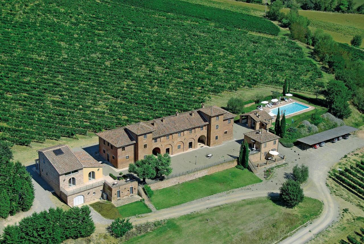 Valiano Agriturismo Terra Rossa מראה חיצוני תמונה