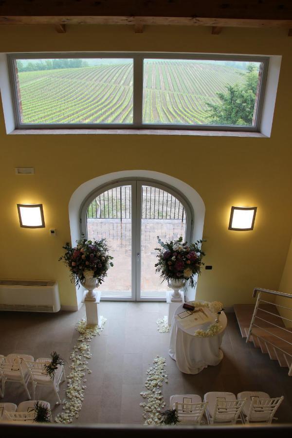 Valiano Agriturismo Terra Rossa מראה חיצוני תמונה