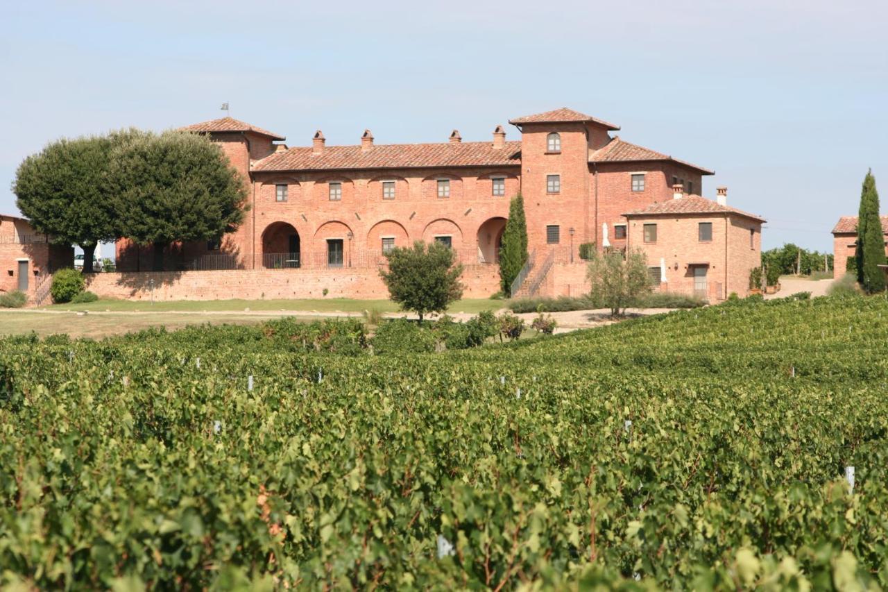 Valiano Agriturismo Terra Rossa מראה חיצוני תמונה